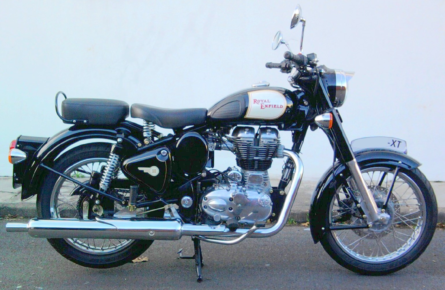 royal enfield silver plus - JungleKey.in Image